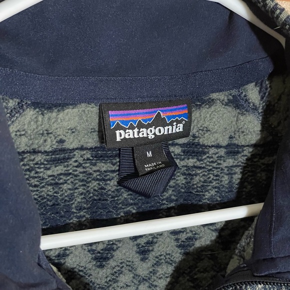 Patagonia Quarter Zip Sweater - Picture 3 of 4